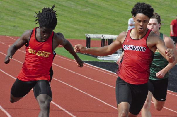 MALIKIAH THARP (right), shown running in the 200-meter dash at districts, looks to be a state champion in 2027 after posting four runner-up finishes at the 2026 Class 3 meet, including two relay races. SHAWN RONEY | Staff