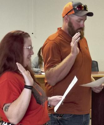 BRITTANY LEE (left) and Dale Aksamit take the oath of office as Richmond City Council members following certification of the Aug. 4 special election results. SHARON DONAT | Staff