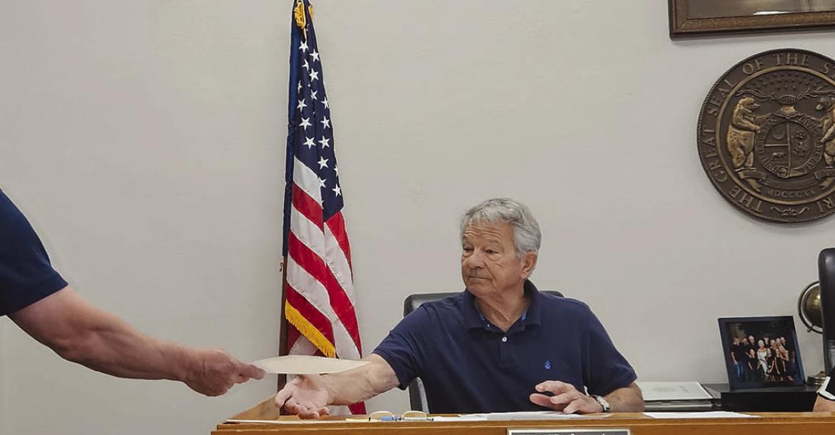 Water district seeks county policy change