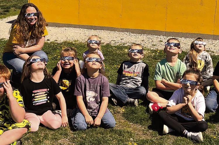 MRS. STEVINGSON’S ORRICK Kindergarten class looks up to the sky during Monday’s solar eclipse. ORRICK SCHOOL DISTRICT | Submitted