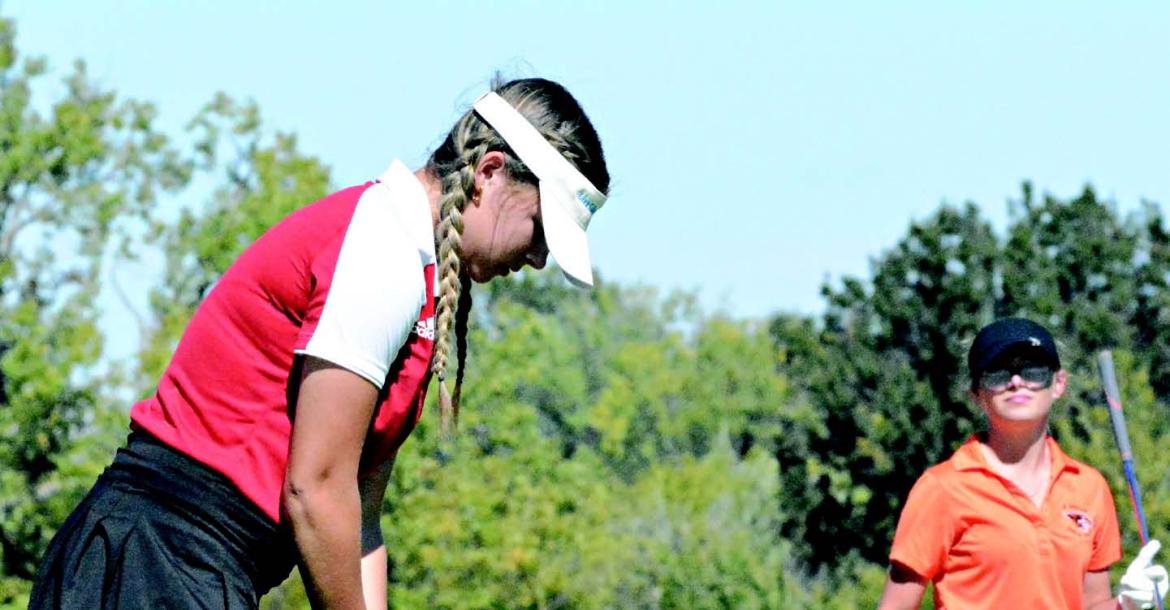 Dooley ties for 28th, Spartans 10th at districts