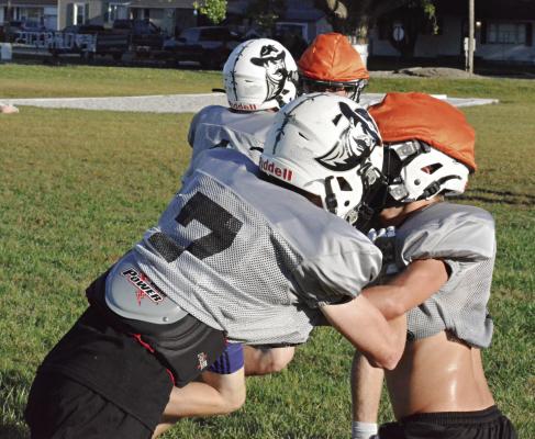 KADEN McGINNIS (No. 7) and his Norborne Hardin-Central teammates practice Monday at Hardin-Central to prep for Friday’s varsity game with Slater. SHAWN RONEY | Staff