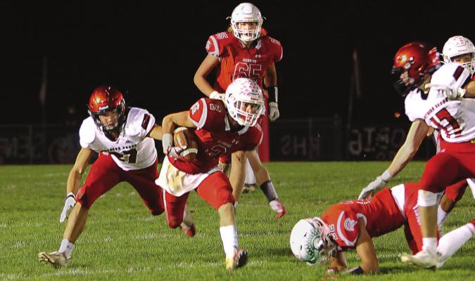 JUNIOR WIDE RECEIVER Layne Cavanah finds an opening on a 9-yard reception against Southern Boone County. J.C. VENTIMIGLIA | Staff