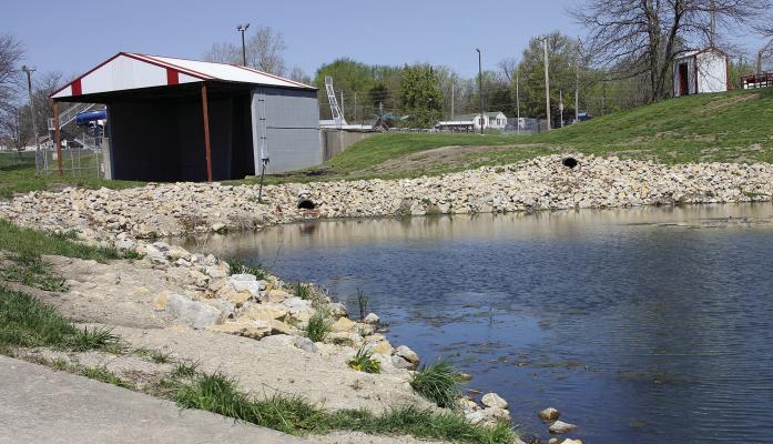 THE RICHMOND CITY COUNCIL has approved additional work to Southview Lake. Macey Excavating will clear the brush and debris. SOPHIA BALES | Staff