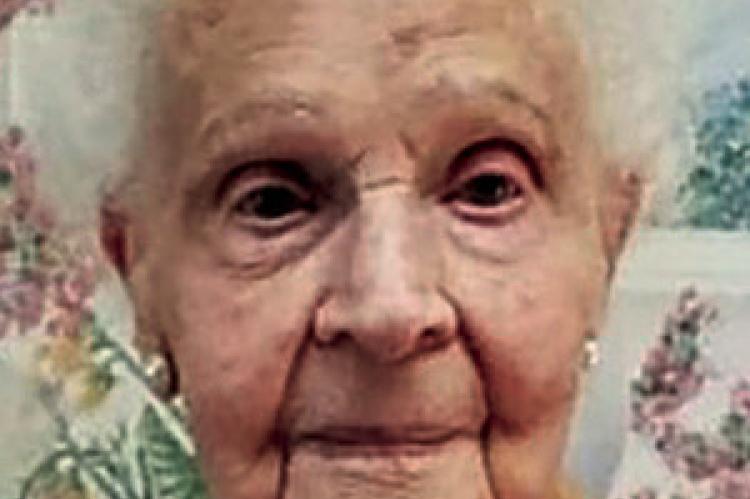 DORIS LEOLA CARMICHAEL