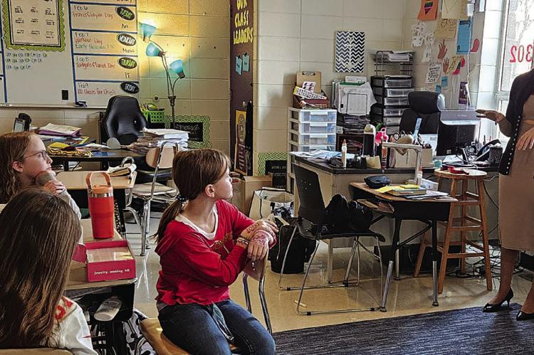 EXCELSIOR SPRINGS Standard reporter Miranda Jamison presents a guide to interviewing for Kearney Newspaper Club last week. CHELSEA MILLER | Submitted