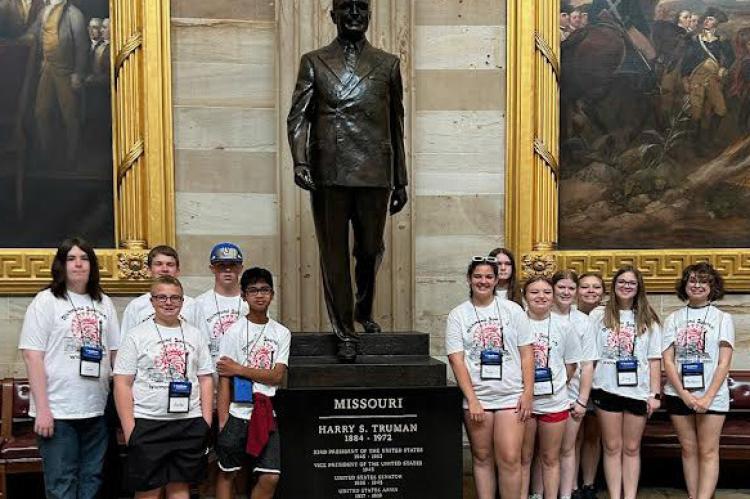 RICHMOND MIDDLE Schoolers stand by the Harry S. Truman Memorial in Washington, D.C. All eighth graders had the chance to sign up for the annual trip with Middle School math teacher Brenda Hamm. Submitted