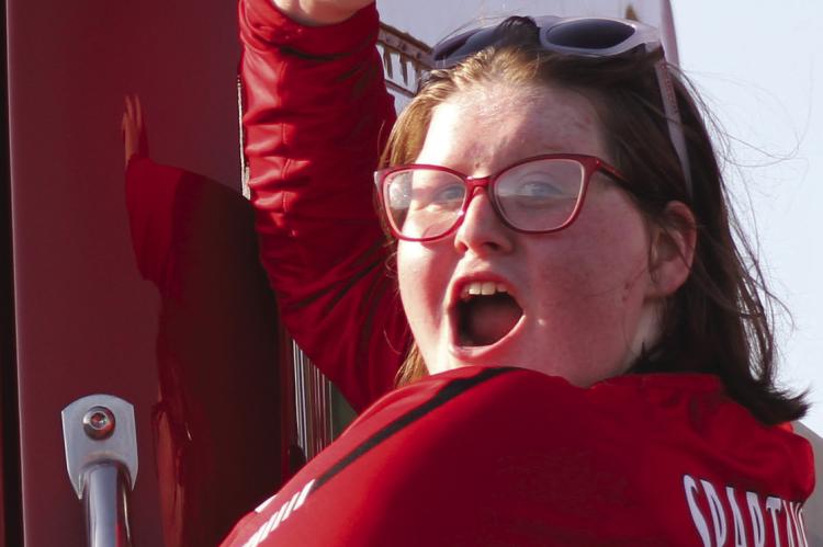 CHEYENNE SHARP gives a shout out to friends. See more photos on page 16. SOPHIA BALES | Staff
