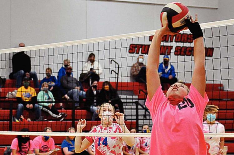 SHAWN RONEY | Staff FRESHMAN LANEY MOYER sets the ball Oct. 23 during Richmond’s final home match.