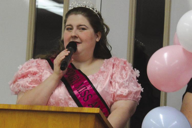 MISSOURI MISS AMAZING Queen Hailey Martin thanks the Par-Tea participants for attending the event. SHARON DONAT | Staff