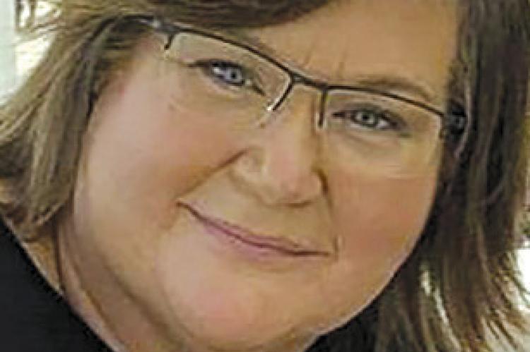 Julie Chowning