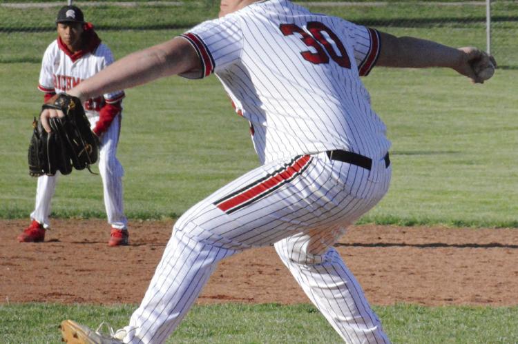 WHEN HE isn’t on the links for the Richmond varsity boys golf team, senior Kail Farnan is pitching for the baseball program. SHAWN RONEY | Staff
