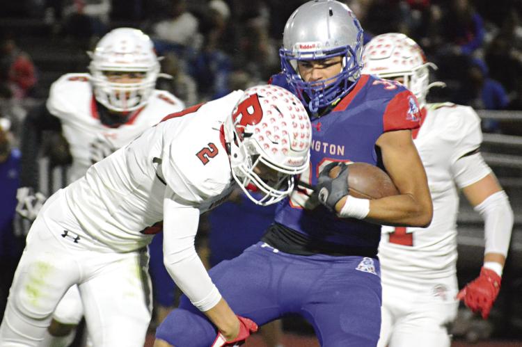 A WALKING TACO would be excellent for noshing while watching Missouri River Valley Conference-East Division rivals Richmond and Lexington play The Bell Game in varsity 11-man football. SHAWN RONEY | Staff