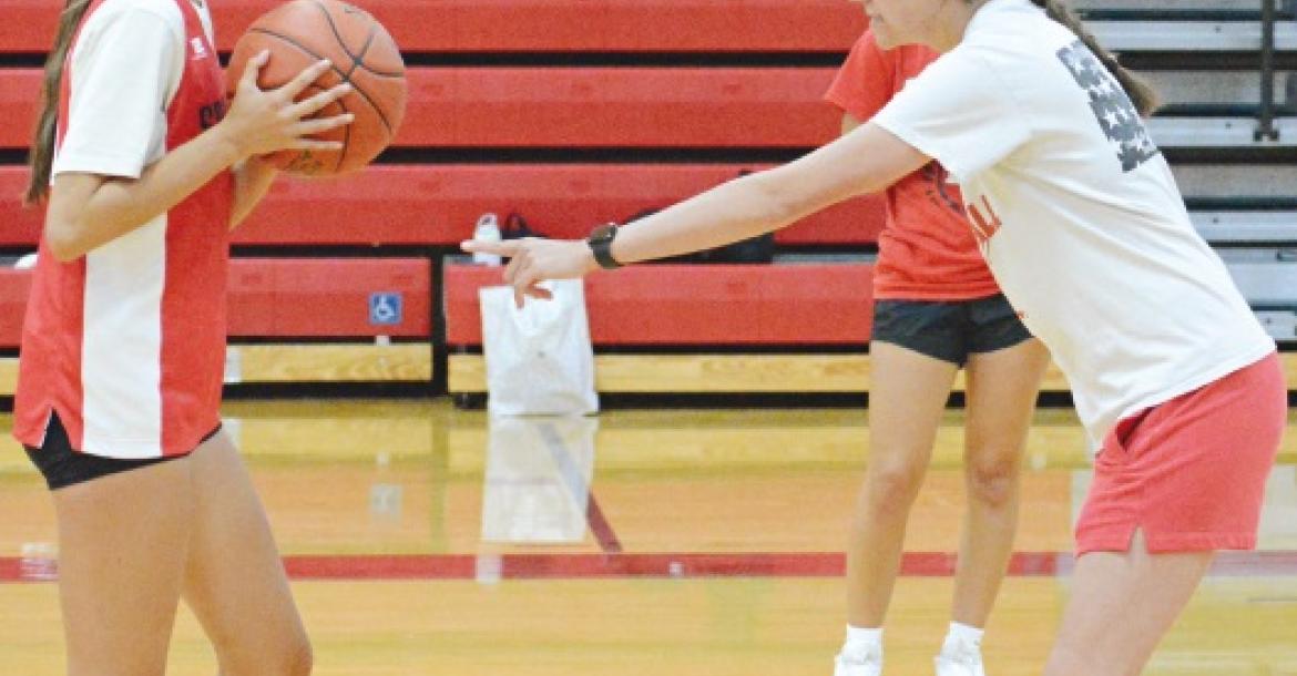Girls hoopsters start offseason prep