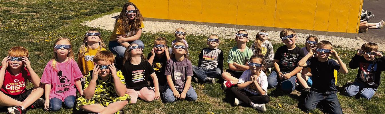 MRS. STEVINGSON’S ORRICK Kindergarten class looks up to the sky during Monday’s solar eclipse. ORRICK SCHOOL DISTRICT | Submitted