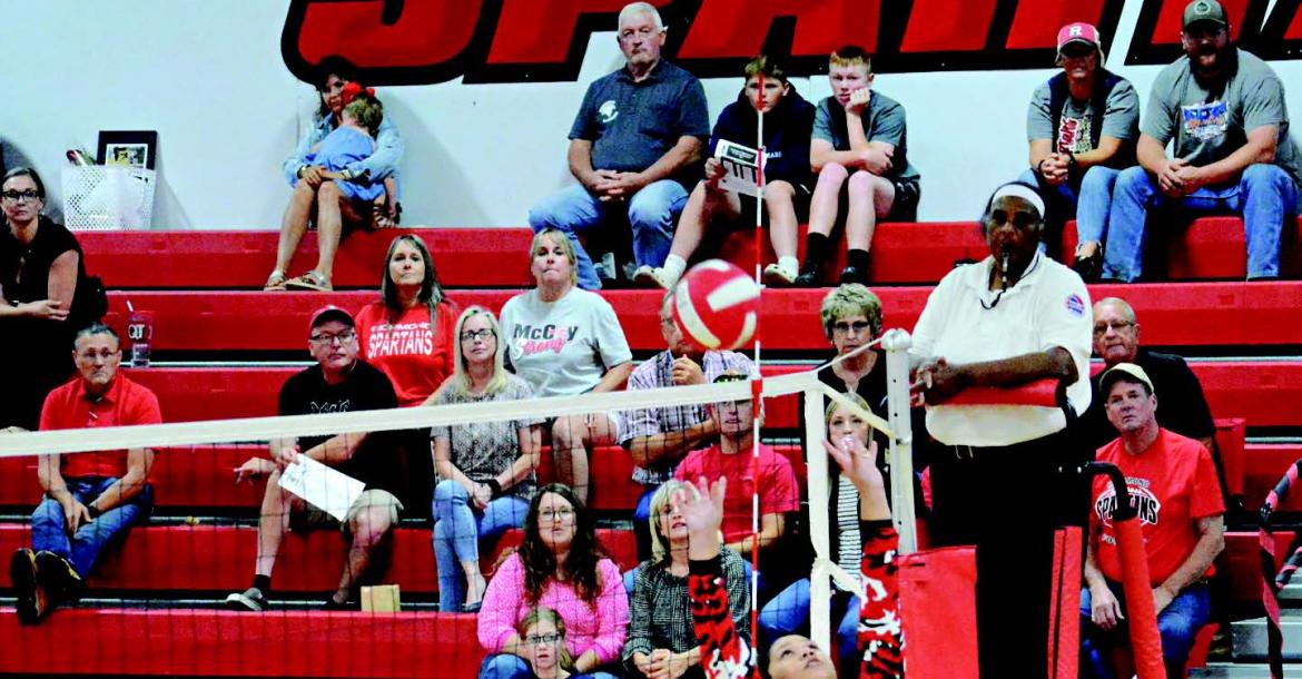 Richmond volleyballers sweep Lexington on Senior Night